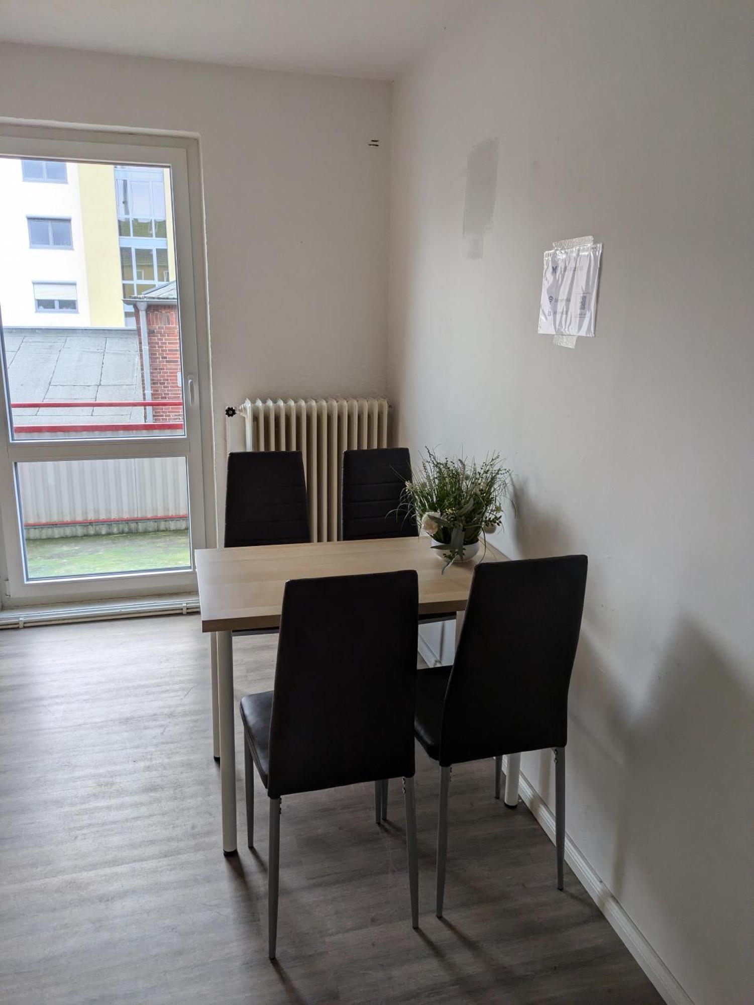 Nestoasewhv Zentrale Zimmer Zwischen City Und Suedstrand Wilhelmshaven Exterior foto