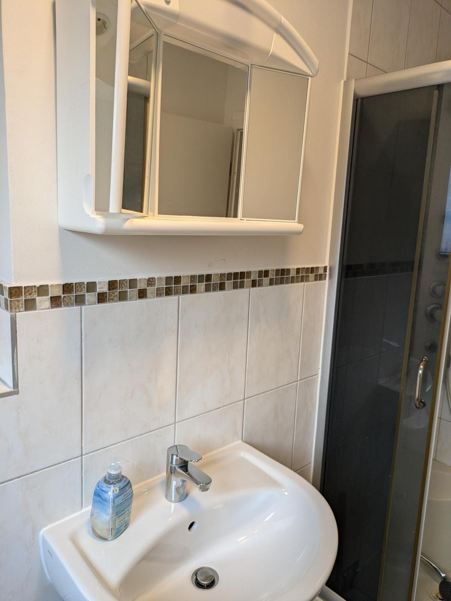 Nestoasewhv Zentrale Zimmer Zwischen City Und Suedstrand Wilhelmshaven Exterior foto