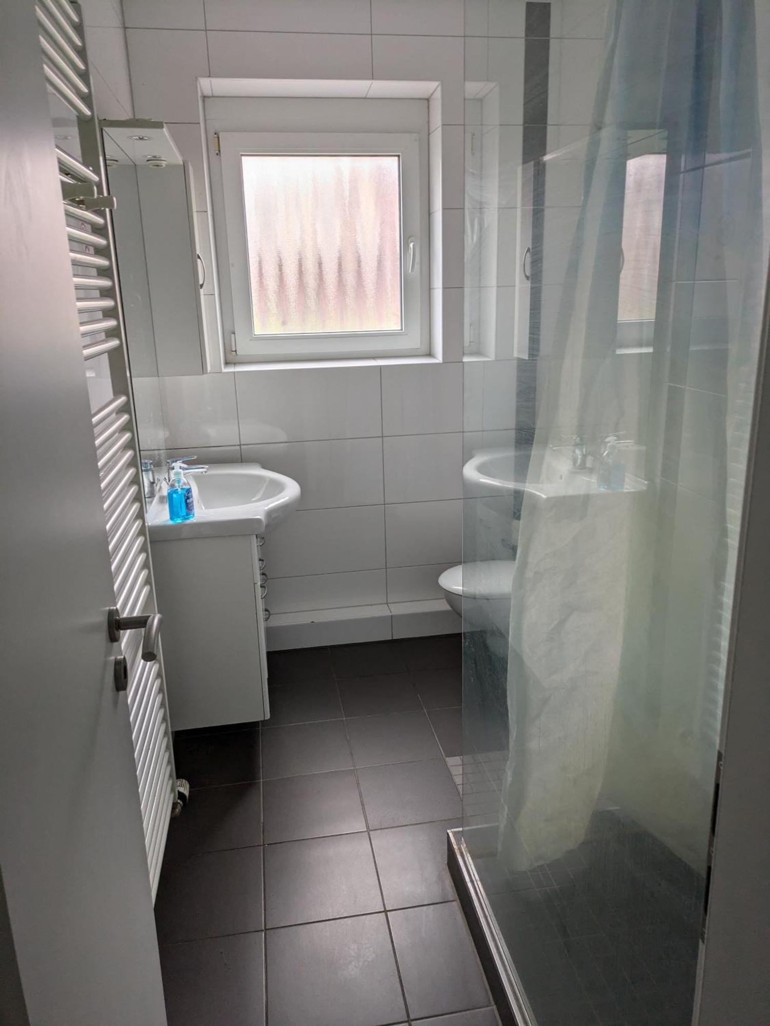 Nestoasewhv Zentrale Zimmer Zwischen City Und Suedstrand Wilhelmshaven Exterior foto